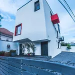 Teodoroiu Nr. 5 Hotel de apartamente 3*