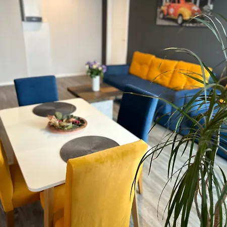 Teodoroiu Nr. 5 Hotel de apartamente 3*