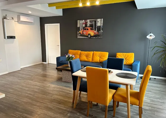 Teodoroiu Nr. 5 アパートホテル クラヨーヴァ